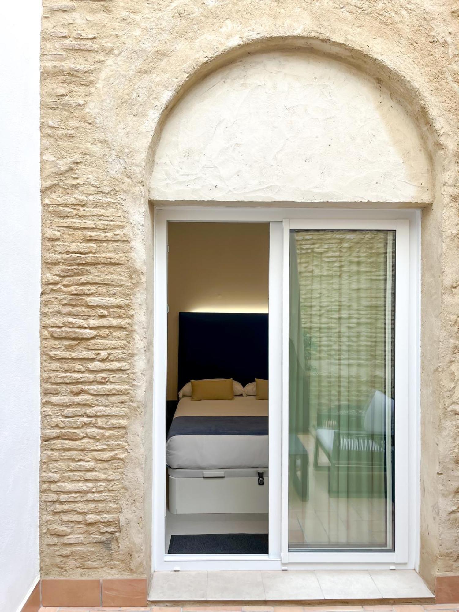 Sevilla Dostorres Exterior photo